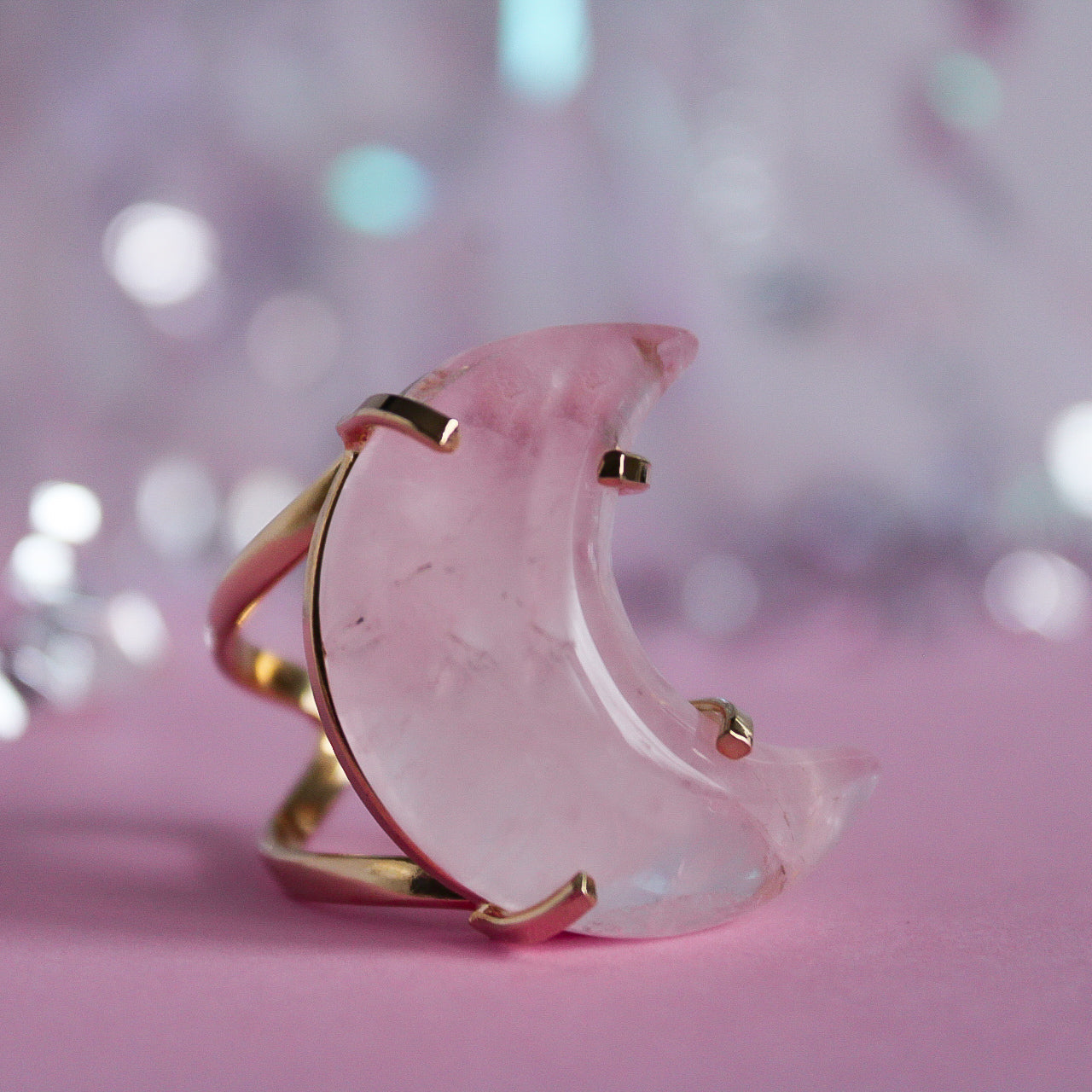 Anillo Ajustable Luna de Cuarzo Rosa