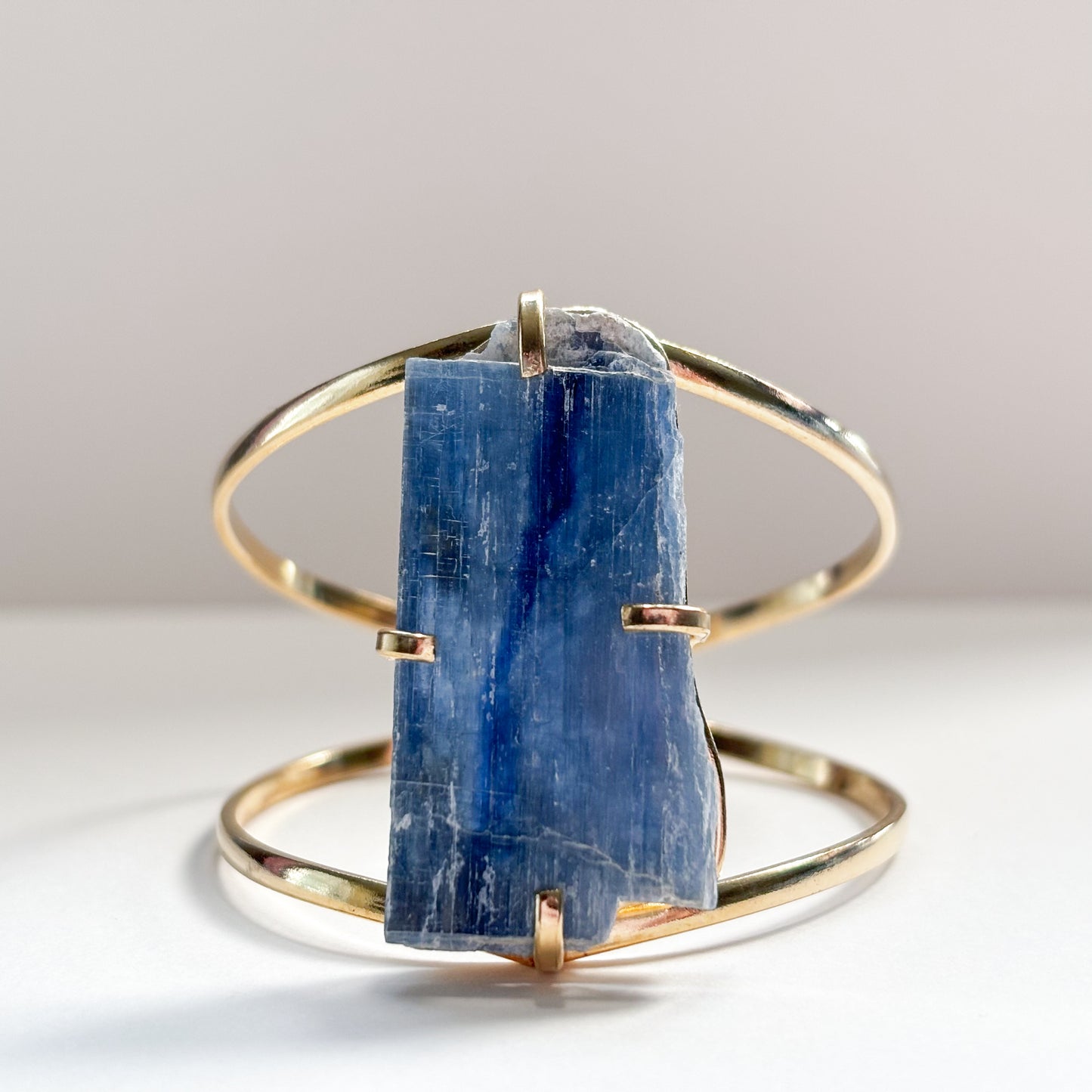 Kyanite Adjustable Cuff –– Bracelet