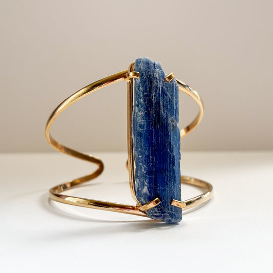 Kyanite Adjustable Cuff –– Bracelet