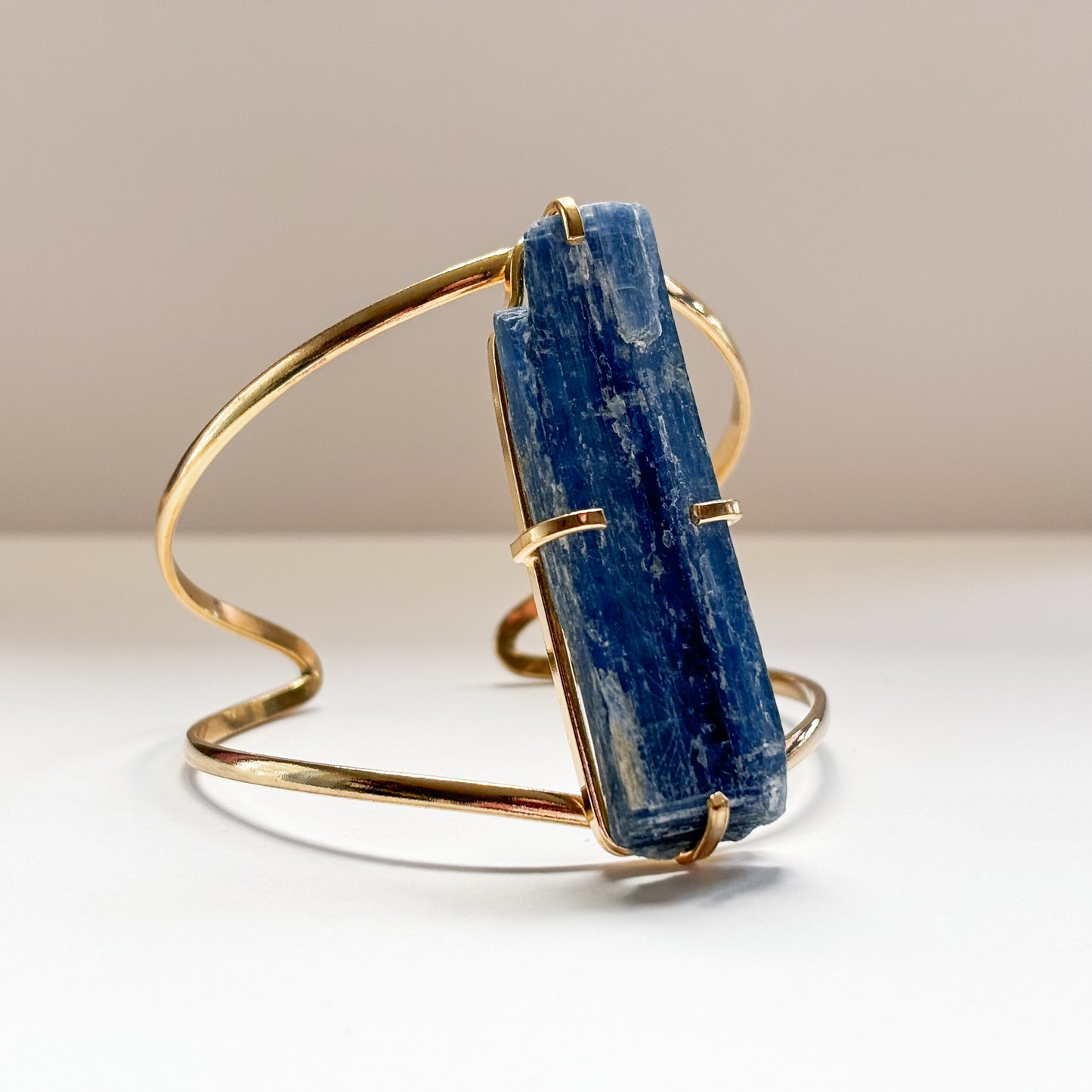 Kyanite Adjustable Cuff –– Bracelet